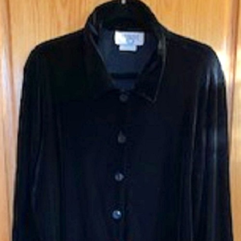Women's Cervelle Velvet Bottom-up Shirt Black Collar Long Sleeves Sz: 1X